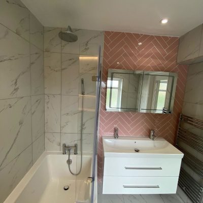 Leatherhead KT22 7BU-01