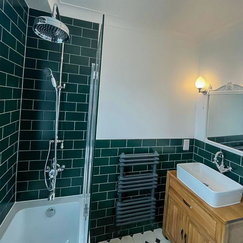 New Malden KT3 3HZ-04