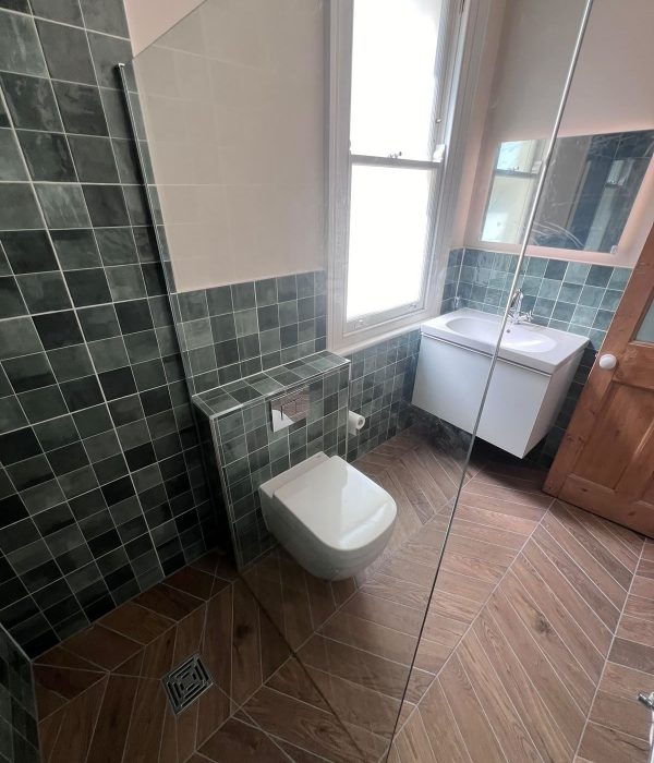 Raynes Park SW20 8RW-05